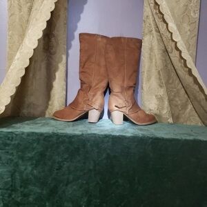 Mossimo Supply Co. Tan Mid-Calf Heeled Boots